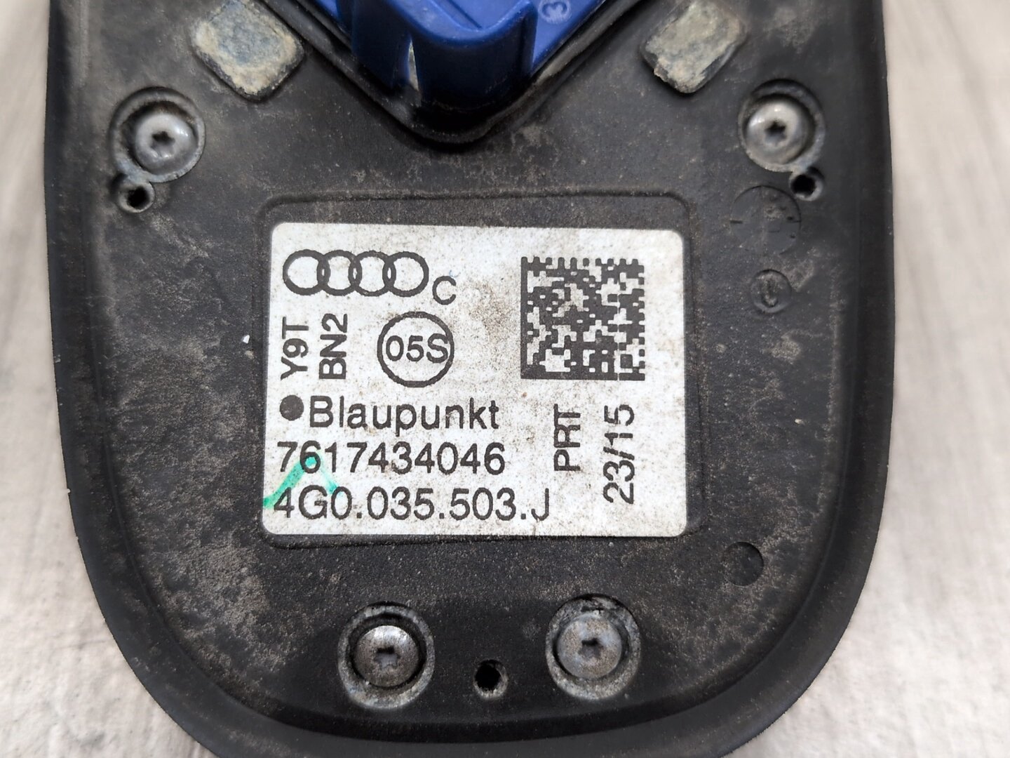 2015-2018 Audi Q3 8U Roof Shark Fin Radio Antenna Module 4G0035503J
