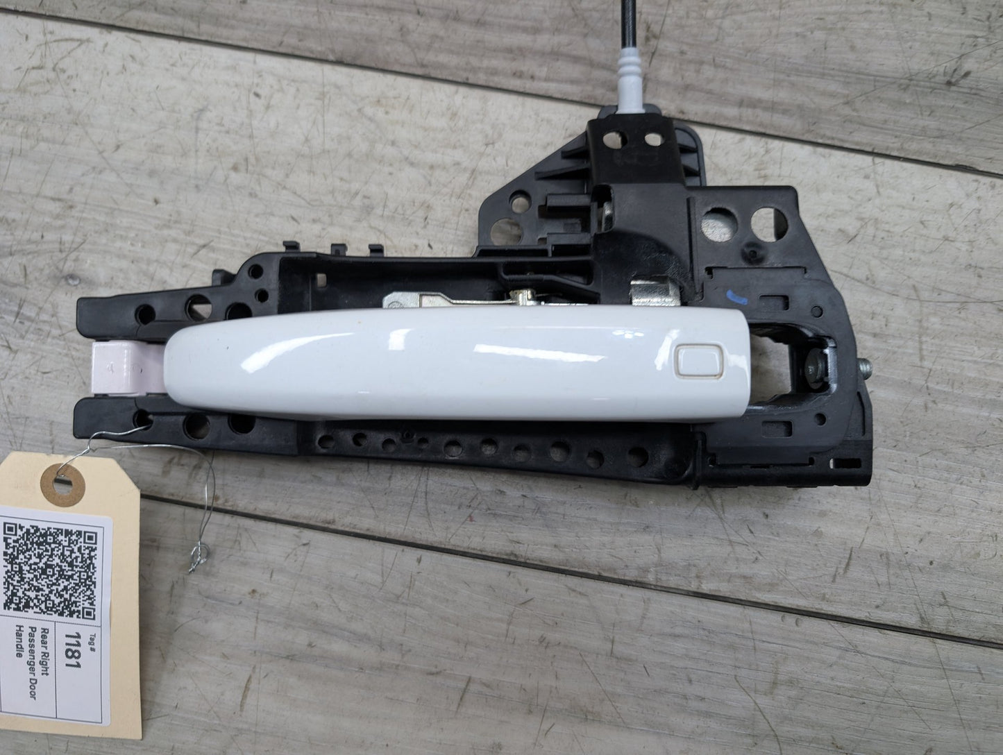 2009 - 2017 Audi Q5 8R Front or Rear Right Passenger Exterior Door Handle 8T02837886A EA888