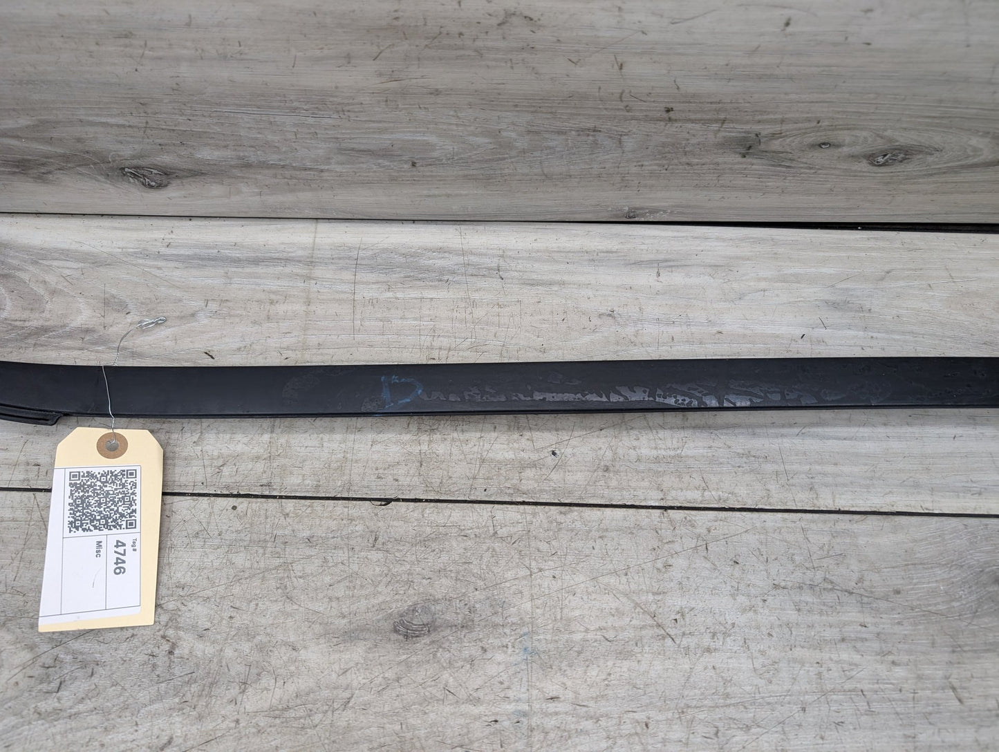 2018 - 2024 BMW X3 G01 Left Driver Side Windshield Drip Molding Trim 7399031 B46B20O1