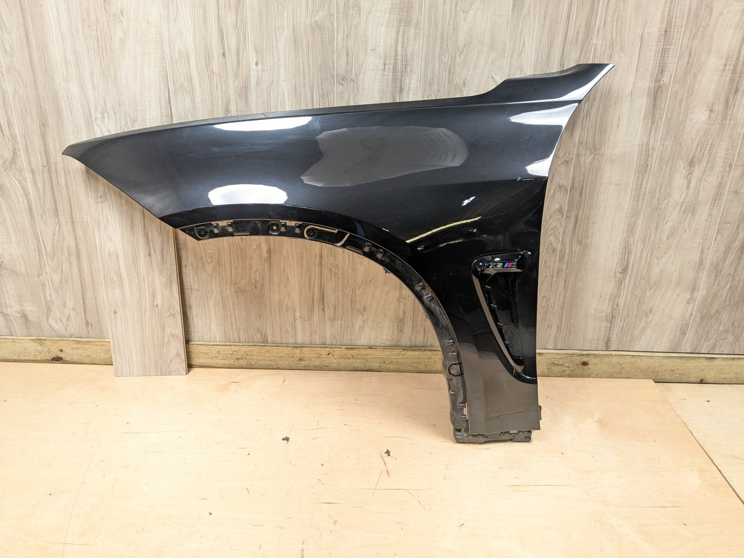 2014 - 2018 BMW X5 F85 Front Left Driver Fender Panel 8056337 S63B44T2