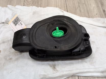 2013 - 2017 Audi S5 8T Fuel Gas Tank Filler Cap 8T8809906D CTUB