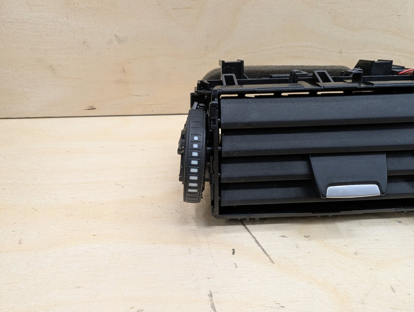 OEM BMW F30 F32 F33 F36 F80 F82 F83 M3 M4 Front Dash Central AC Air Vent Grille