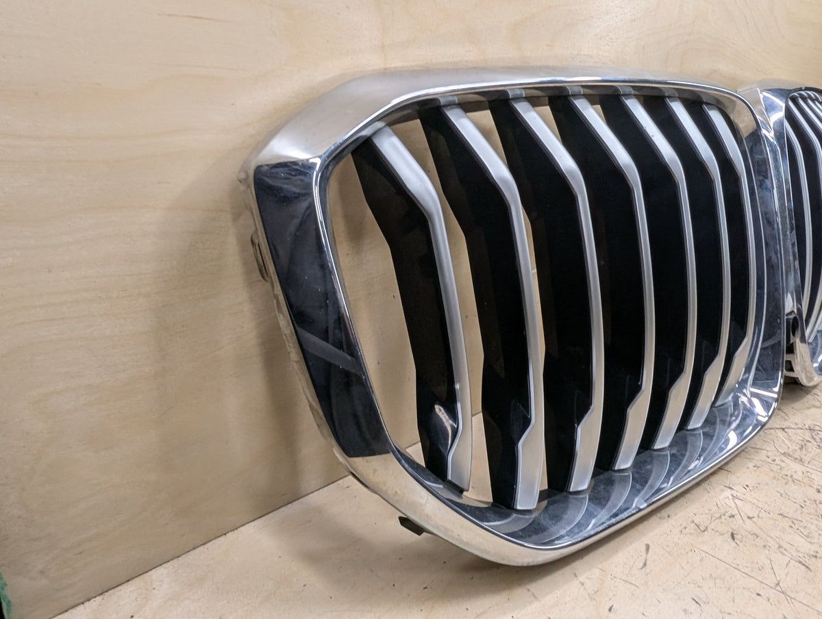 2019-2026 BMW X5 G05 Upper Bumper Cover Kidney Grilles SET 7454887 OEM