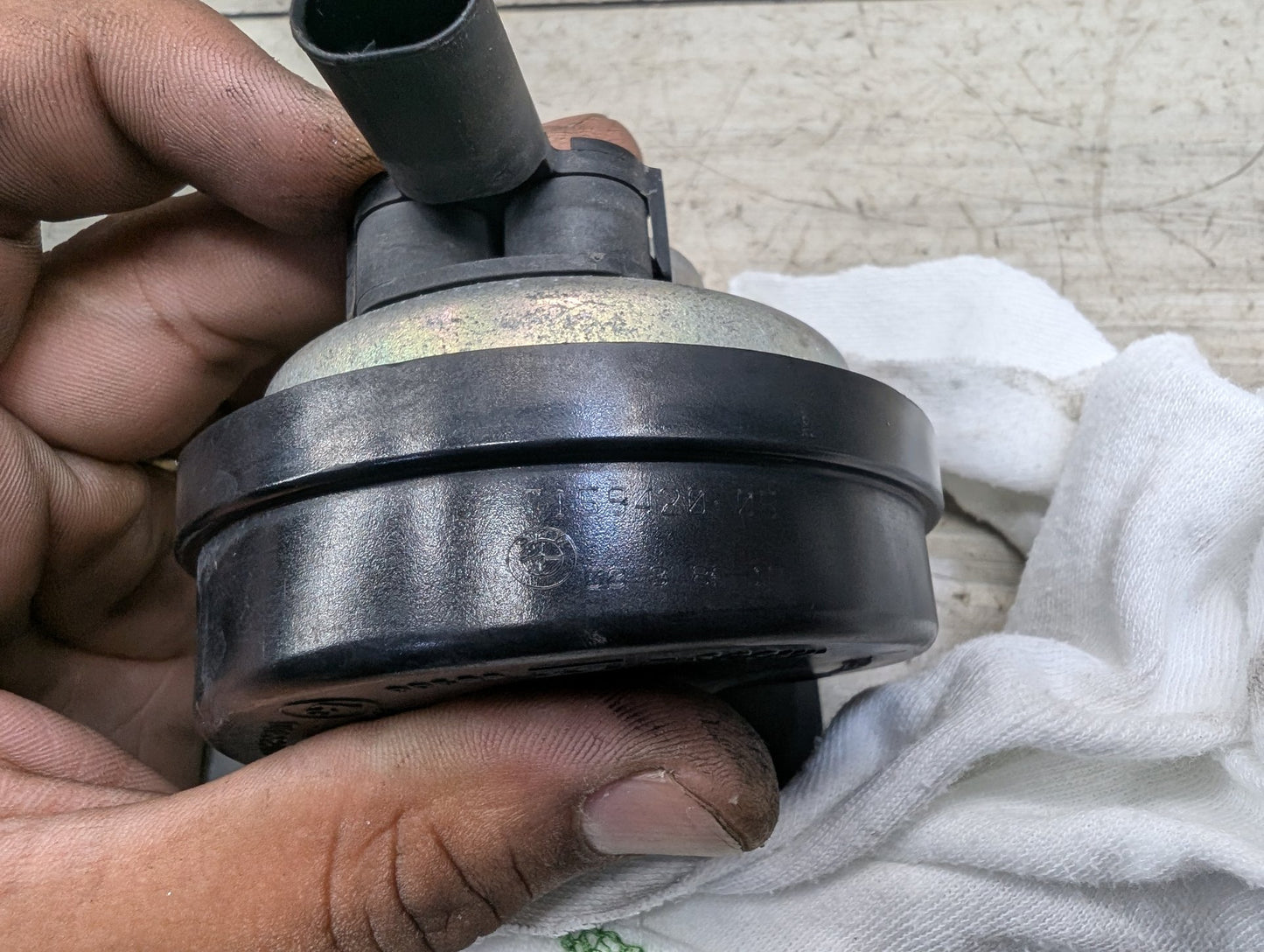 2007-2013 BMW 328i E93 Alarm Horns SET 7159421