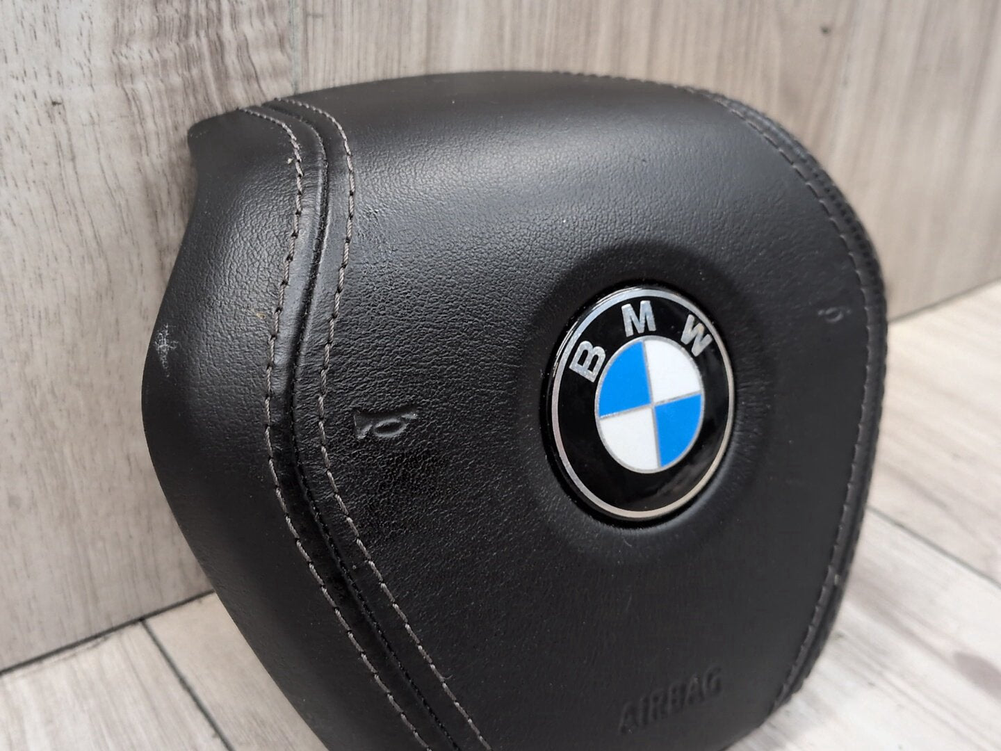 OEM BMW G11 G12 G14 G15 G16 Front Driver Leather Steering Wheel Airbag Air Bag