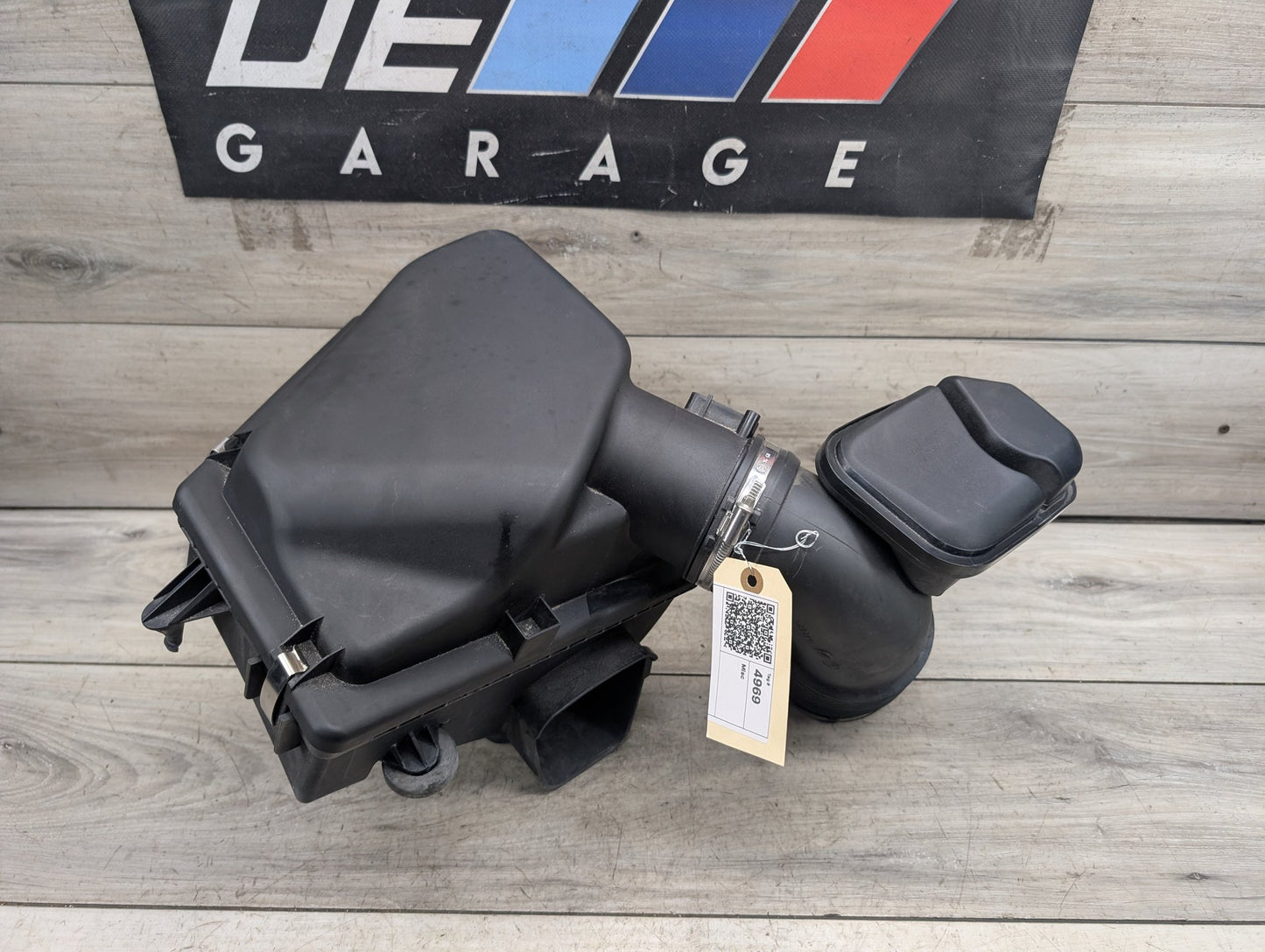 2014 - 2019 BMW 340 F34 Engine Air Filter Box Assembly 7536532 B58B30M0