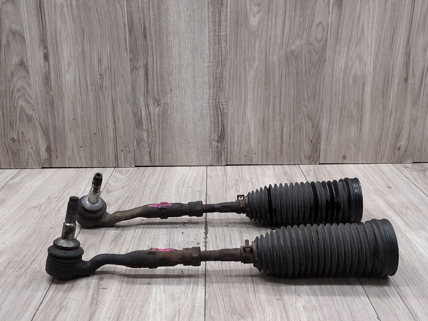 2011-2016 BMW 535i F10 Left Right Tie Rod W/ Boot SET 6784716
