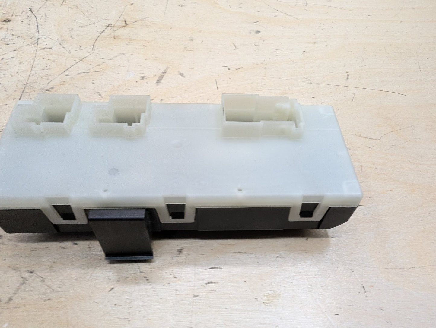 PRE-LCI OEM BMW F90 G01 G12* G20 G30 X3 M5 Trunk Tailgate Decklid Control Module