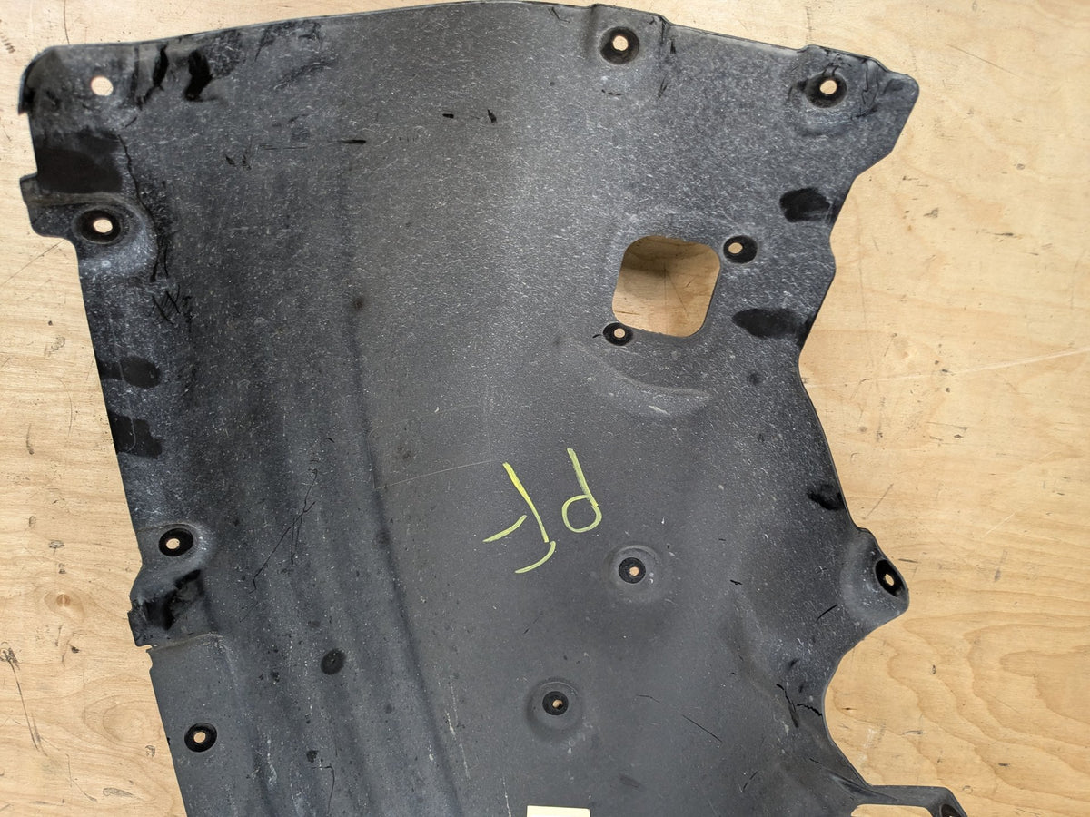 2022-2026 BMW 430i G26 Front Right Wheel Fender Liner Splash Guard 8738046