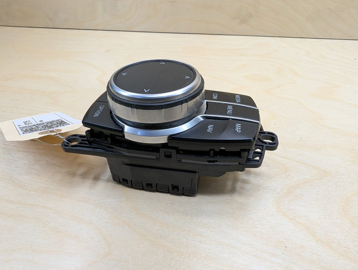 OEM BMW G30 G01 G02 F90 M5 X3 iDrive Navigation Controller Knob NBT NAV Button