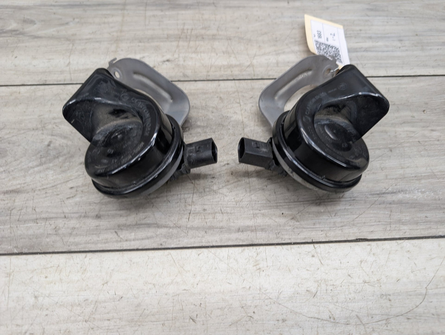 2018 - 2023 BMW X3 G01 Alarm Horns SET 7404430 B58B30M0