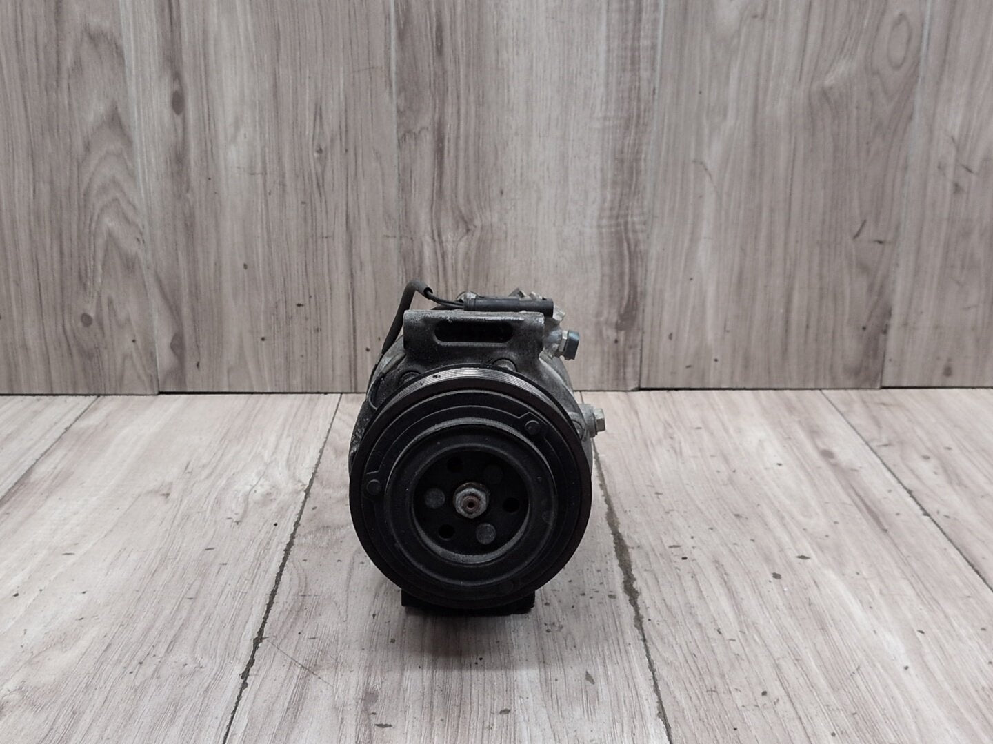 2016-2022 BMW G12 750i Engine Motor A/C AC Compressor Clutch Pump Pulley 9380568