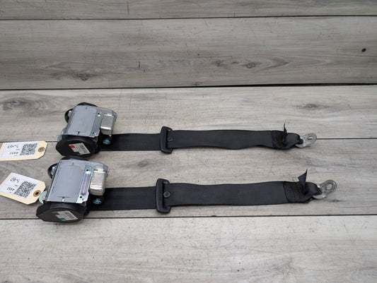 2008 - 2017 Audi S5 8T Rear Left or Right Seatbelt Seat Belt Retractor 8F0857805A