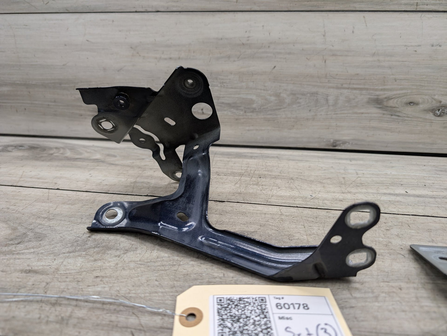 2017-2023 BMW 530i G30 Front Left Driver Fender Brackets SET 7349617