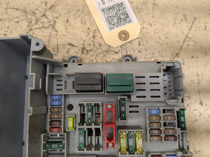 2007-2013 BMW 335i E92 Front Power Distribution Fuse Box 6906622 OEM