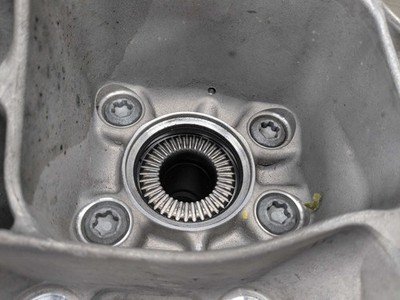 OEM BMW G05 G06 G07 X5 X6 X7 Rear Left Driver Side Hub Spindle Knuckle Bearing