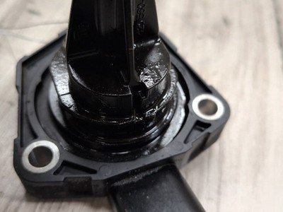 2008-2017 Audi S5 8T Engine Pan Oil Level Leveling Sensor 03C907660R OEM