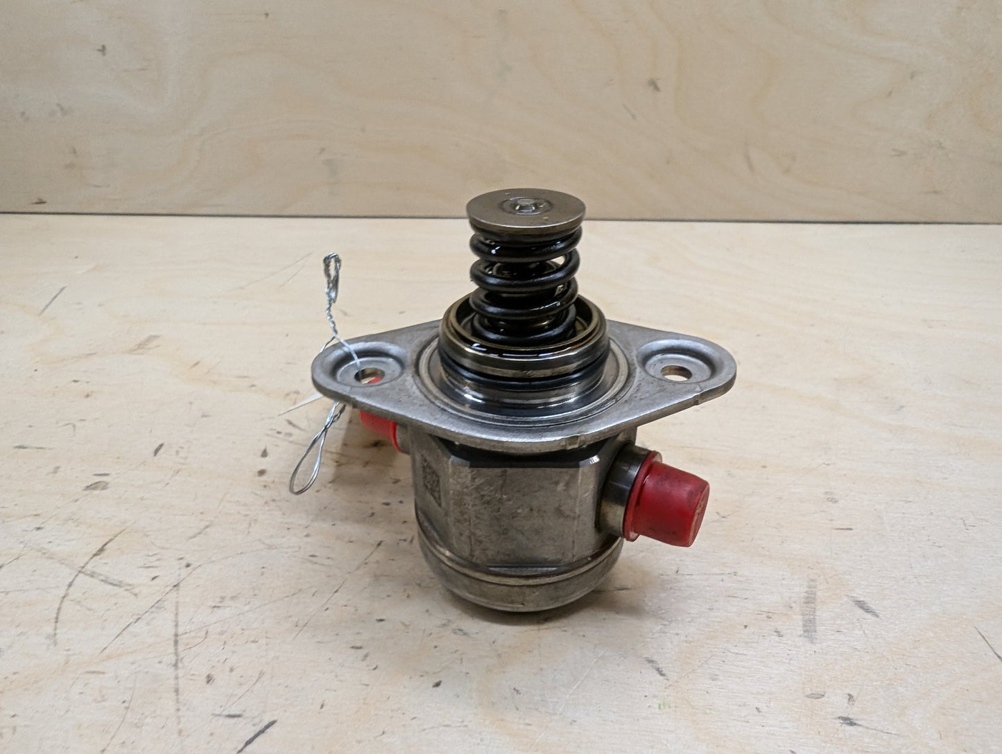 OEM BMW E88 E92 E93 F10 F15 F22 F30 F32 Engine N55 HPFP High Pressure Fuel Pump