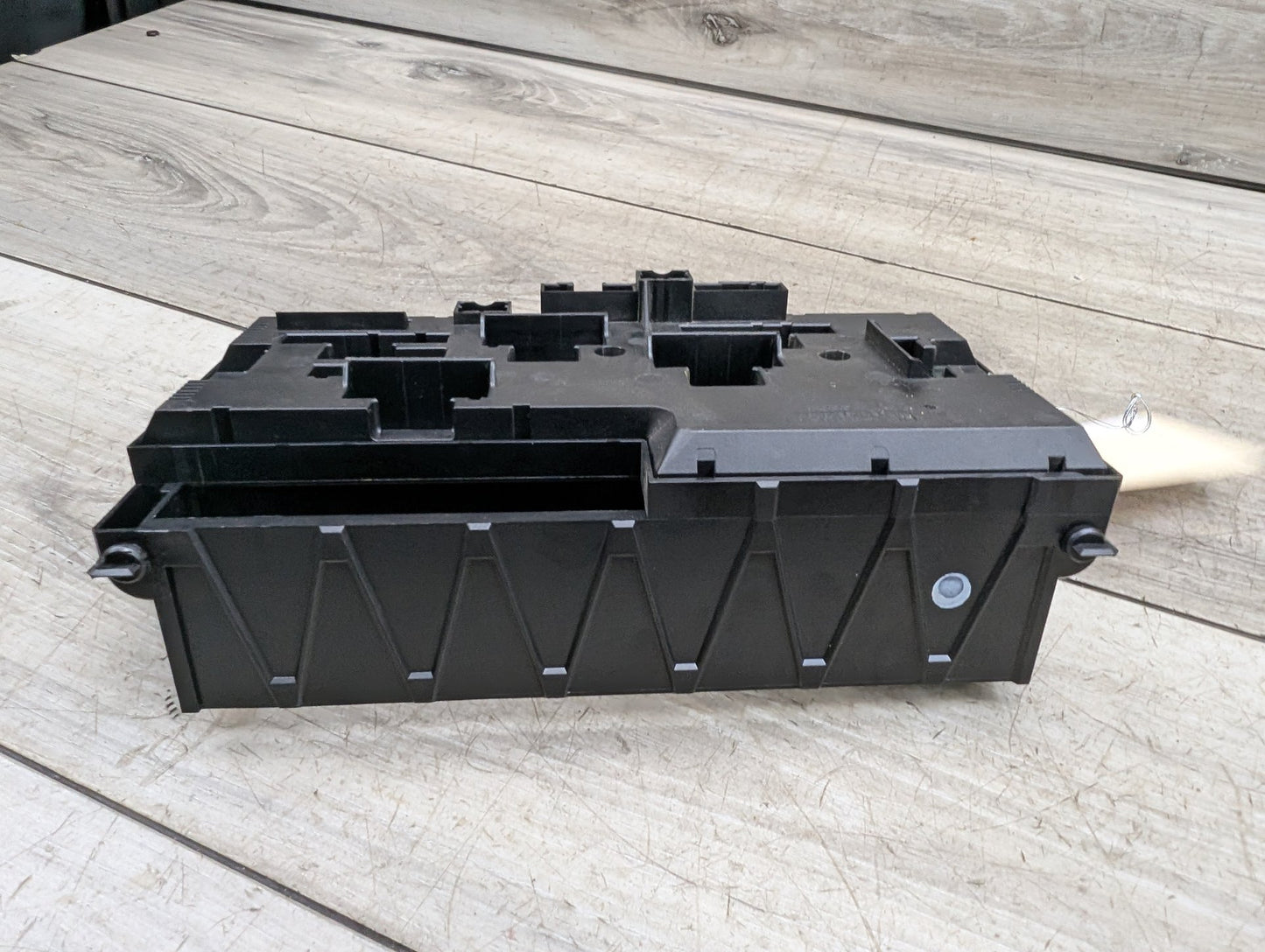 2011-2016 BMW 535i F10 Front Power Distribution Fuse Box 9210861