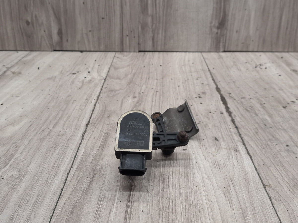 2009-2012 Mercedes-Benz E550 W212 Suspension Height Level Sensor A0045429918 OEM