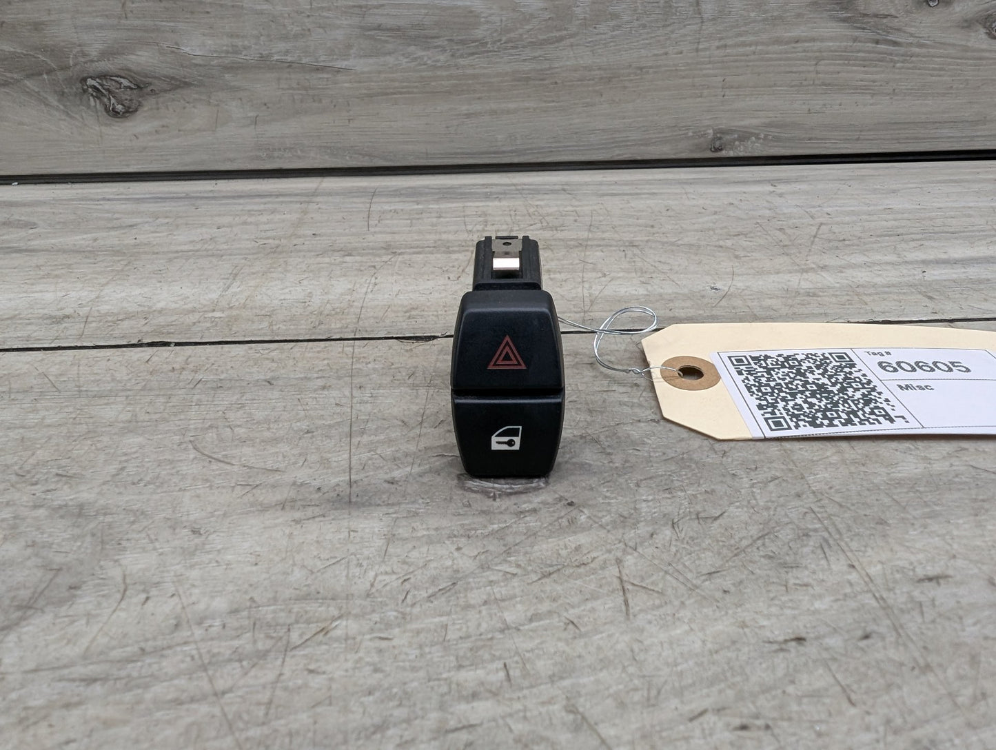 2011-2016 BMW 535i F10 Hazard Warning Switch 9161896