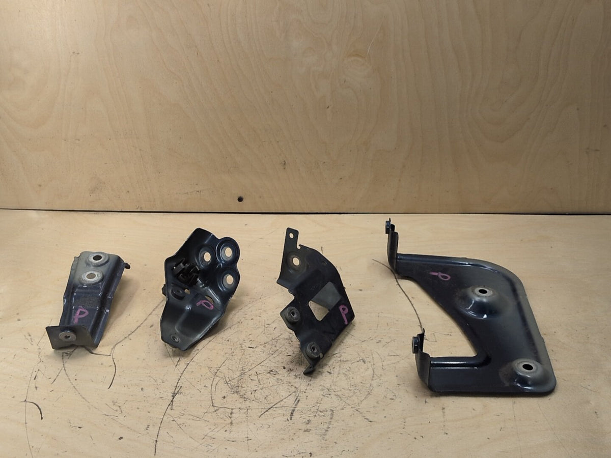 2019-2026 BMW X5 G05 Front Right Passenger Fender Brackets SET 7418218 OEM