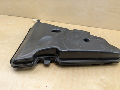 OEM BMW G12 G30 540 M550 750 M760 Windshield Wiper Washer Reservoir Tank Pump