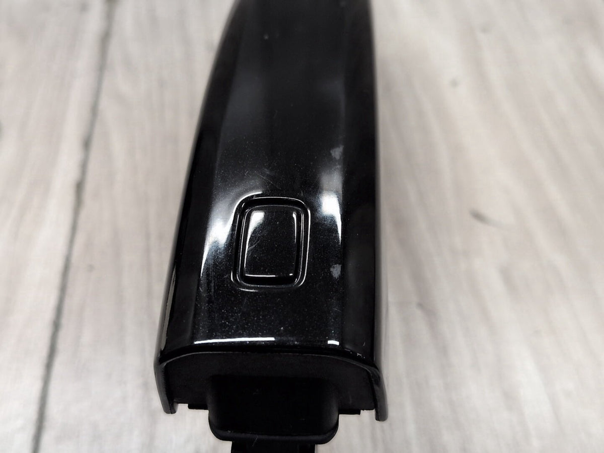 2015-2018 Audi Q3 8U Front or Rear Left Driver Exterior Door Handle w/ Comfort Access 8T0837205A OEM