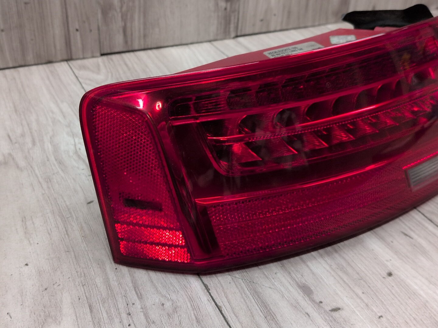 2008 - 2017 Audi S5 8T Rear Right Passenger Outer Tail Light 8T0945095J