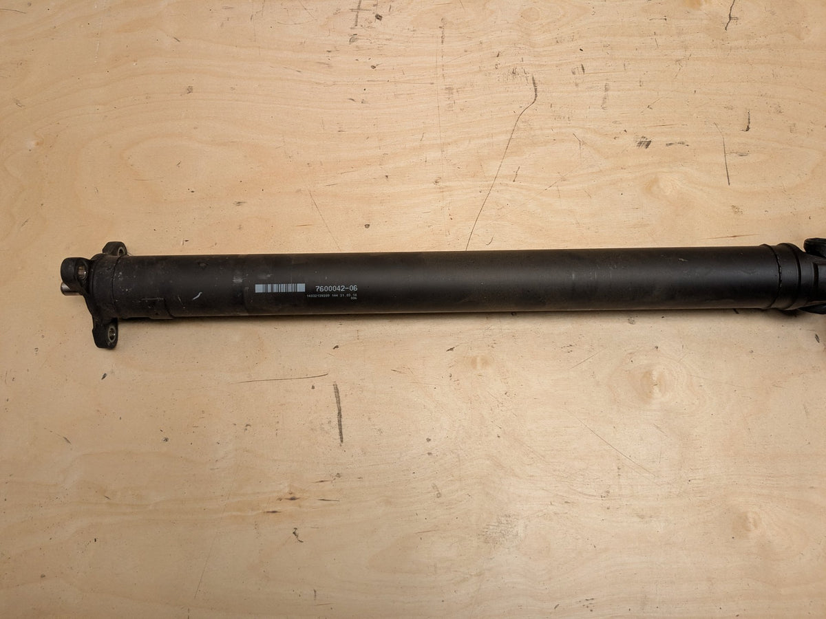 2012-2018 BMW 328i F30 DIESEL Rear Propeller Driveshaft Drive Shaft 7600042 OEM
