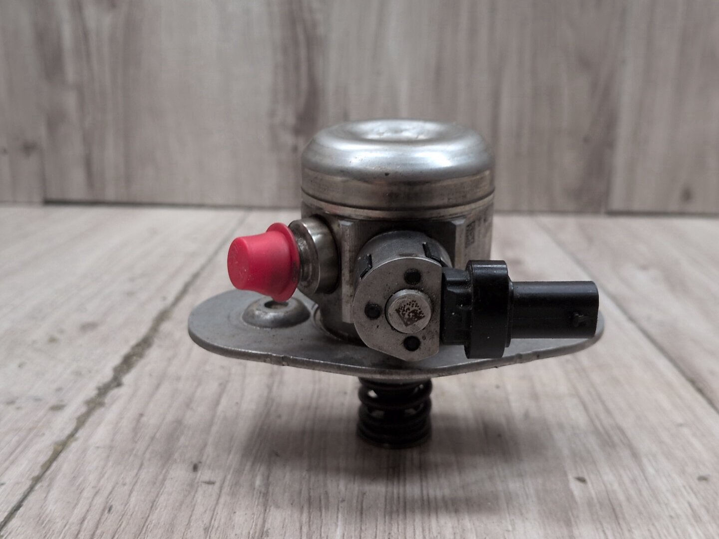 16-20 OEM BMW G11 G12 750 G30 M550 Engine N63R HPFP High Pressure Fuel Pump 1-4