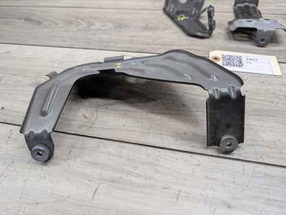 2018 - 2024 BMW X3 G01 Front Right Passenger Fender Brackets SET 7397514 B58B30O1