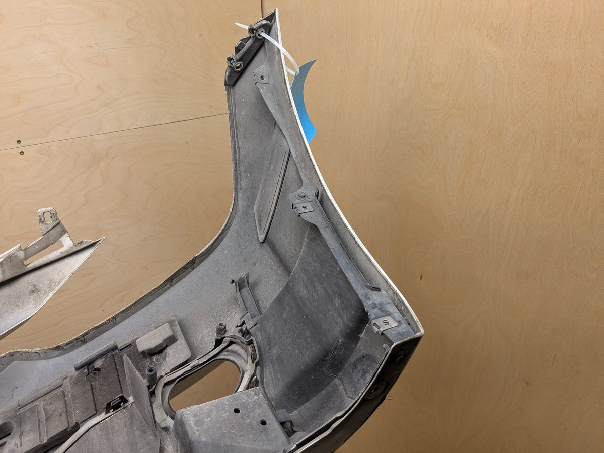 2012-2018 BMW 320i 328 335 F30 Front Bumper Cover White 300 Alpineweiss