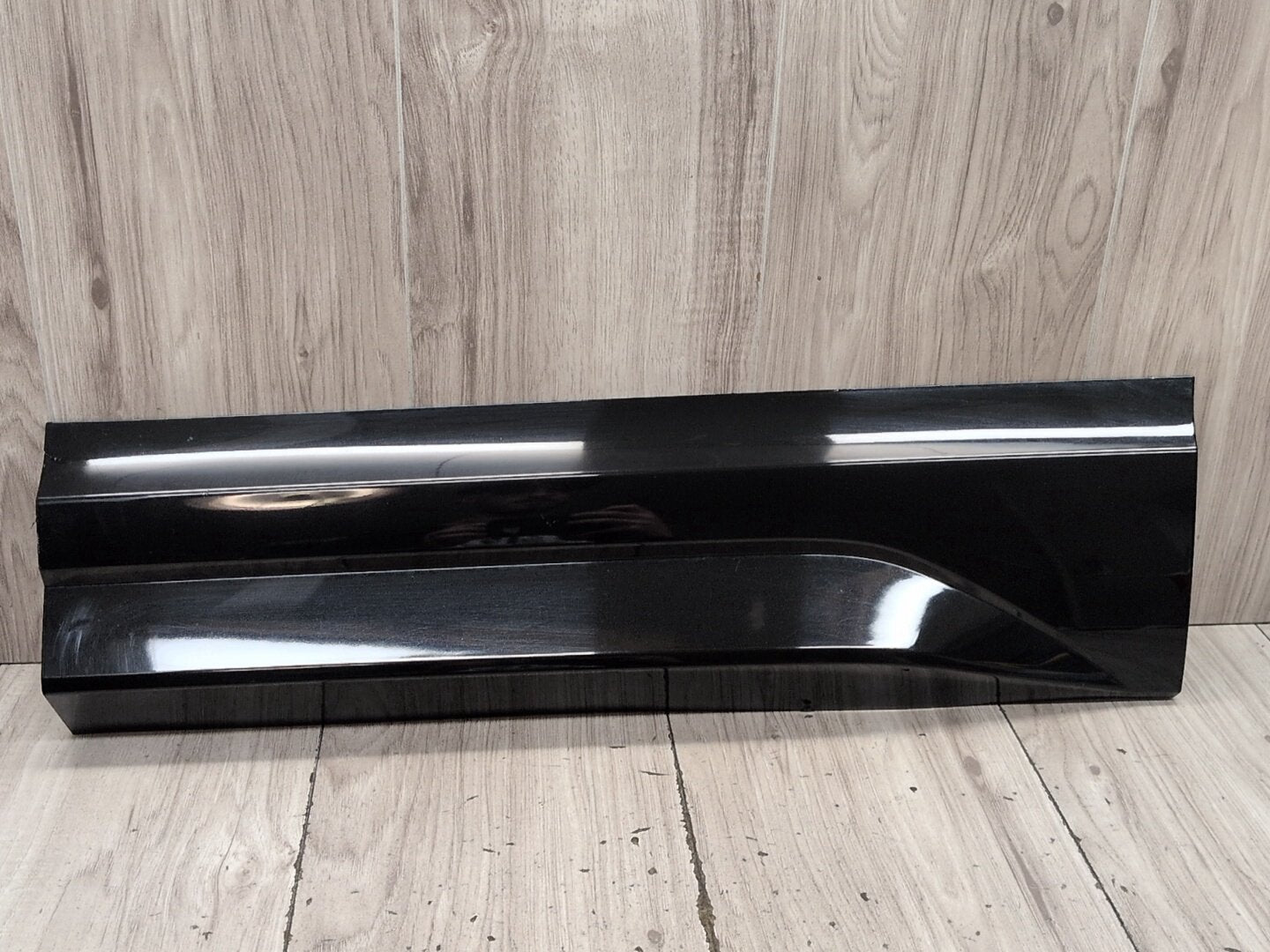 2015-2018 Audi Q3 8U Rear Left Driver Exterior Door Trim Molding 8U0853969D