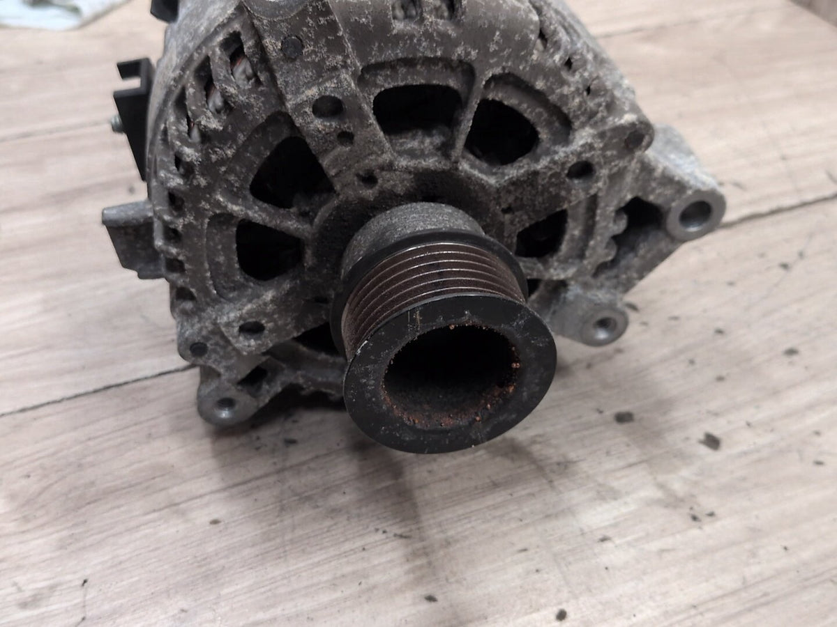 OEM BMW G01 G05 G16 G20 G22 G26 G30 G42 Engine B46 B58 Alternator Generator 250A