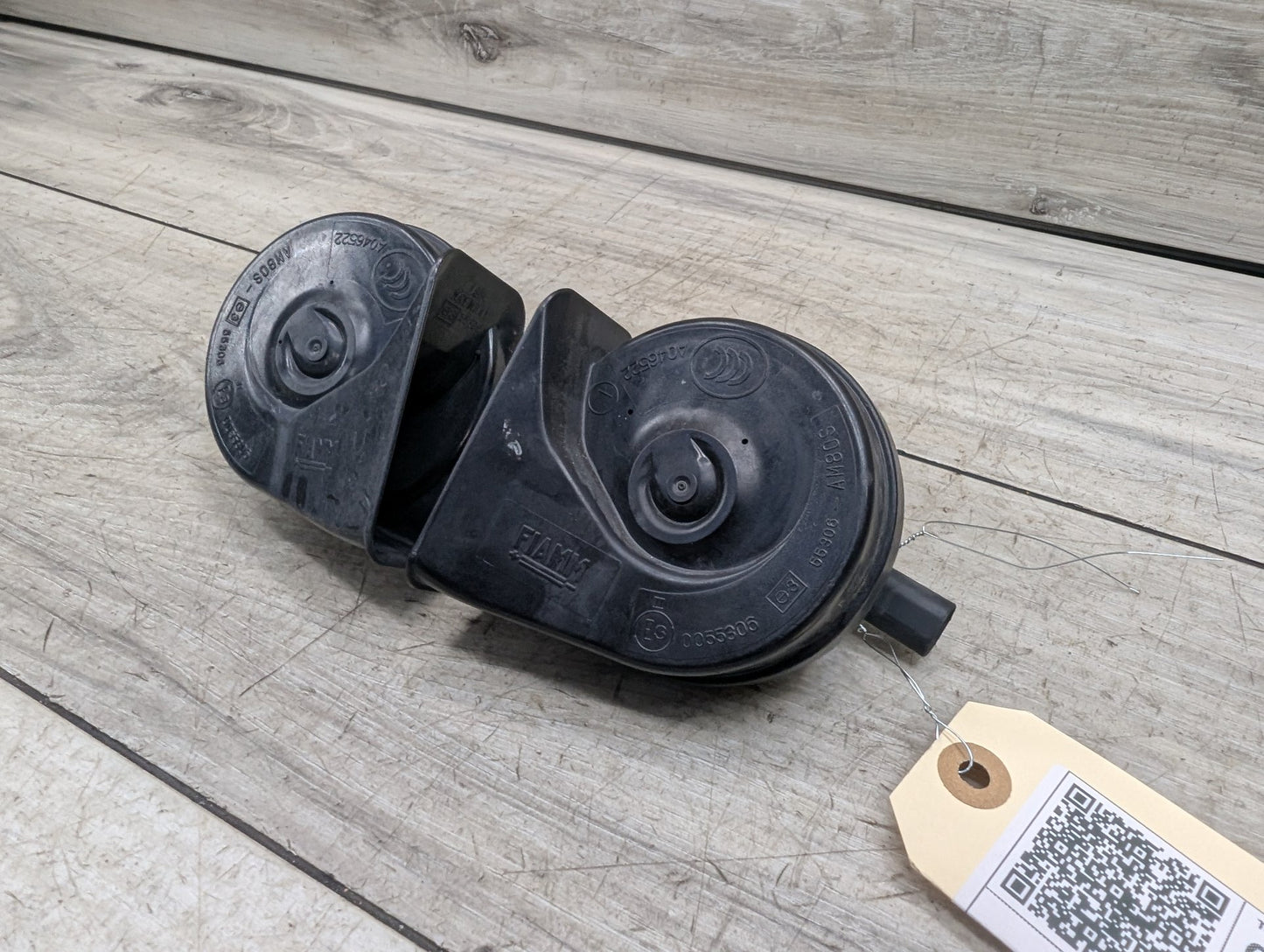 2007-2013 BMW 328i E93 Alarm Horns SET 7159421