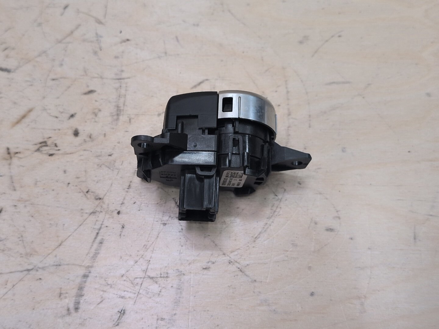 11-18 OEM BMW F25 F26 X3 X4 Engine Dash Start Stop Push Button Switch