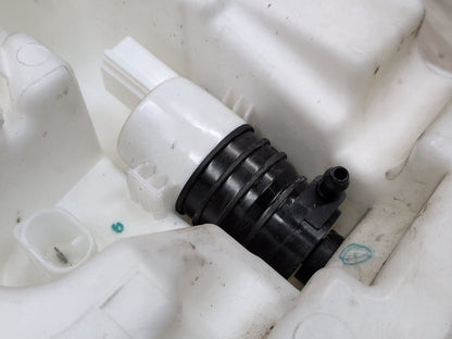 OEM BMW G20 G22 330 M340 430 M440 Windshield Wipe Washer Bottle Tank Reservoir