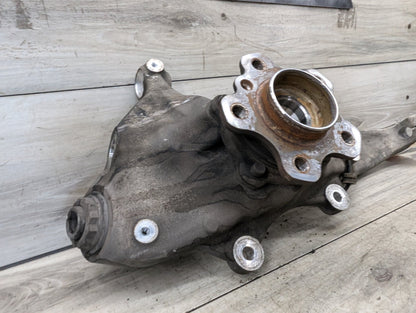 2017-2023 BMW 530i G30 Front Left Driver Spindle Knuckle w/ Bearing 6884385