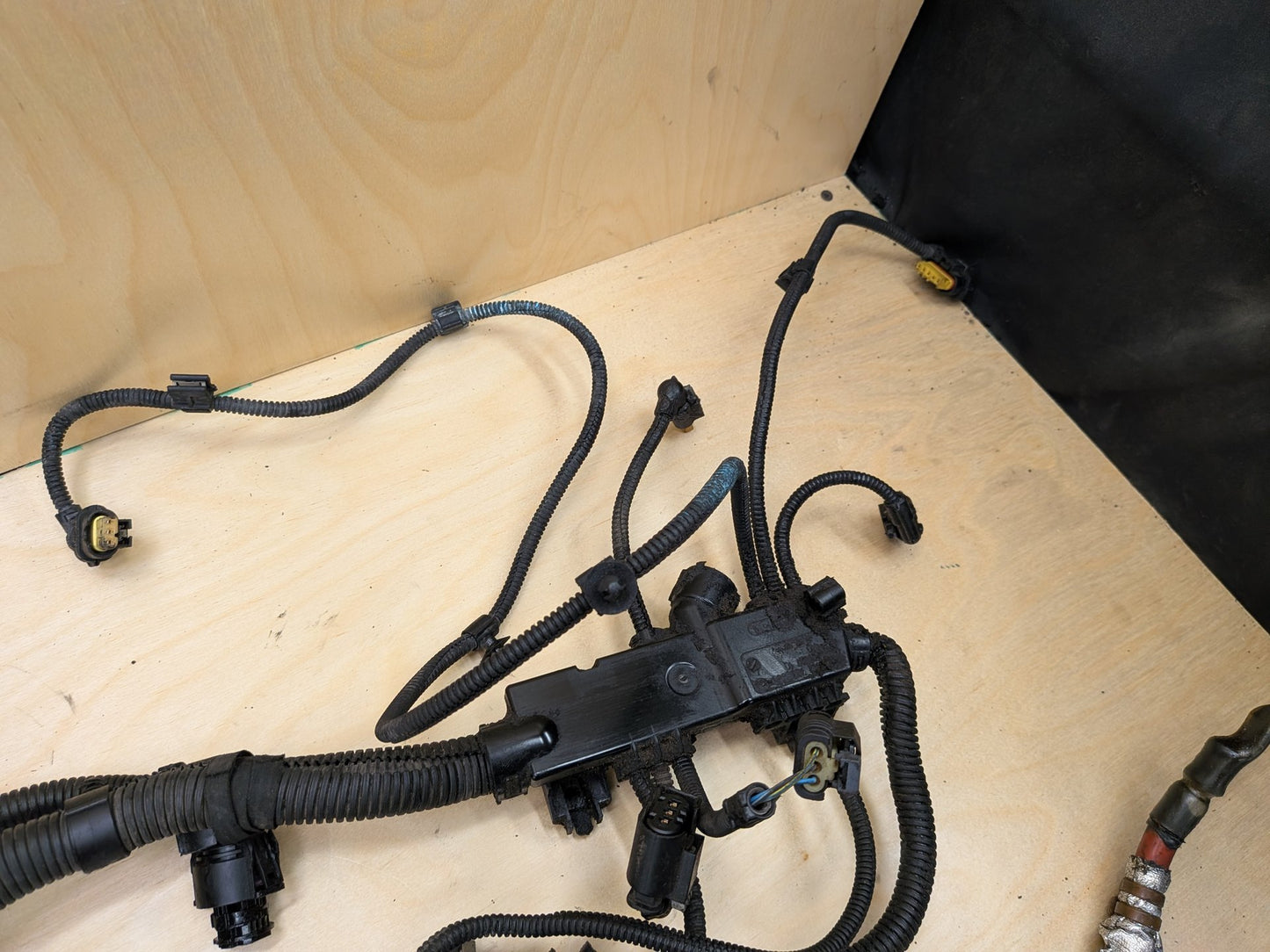 18-21 OEM BMW G01 G02 X3 X4 Engine B46 Motor Module Wiring Wire Harness 2