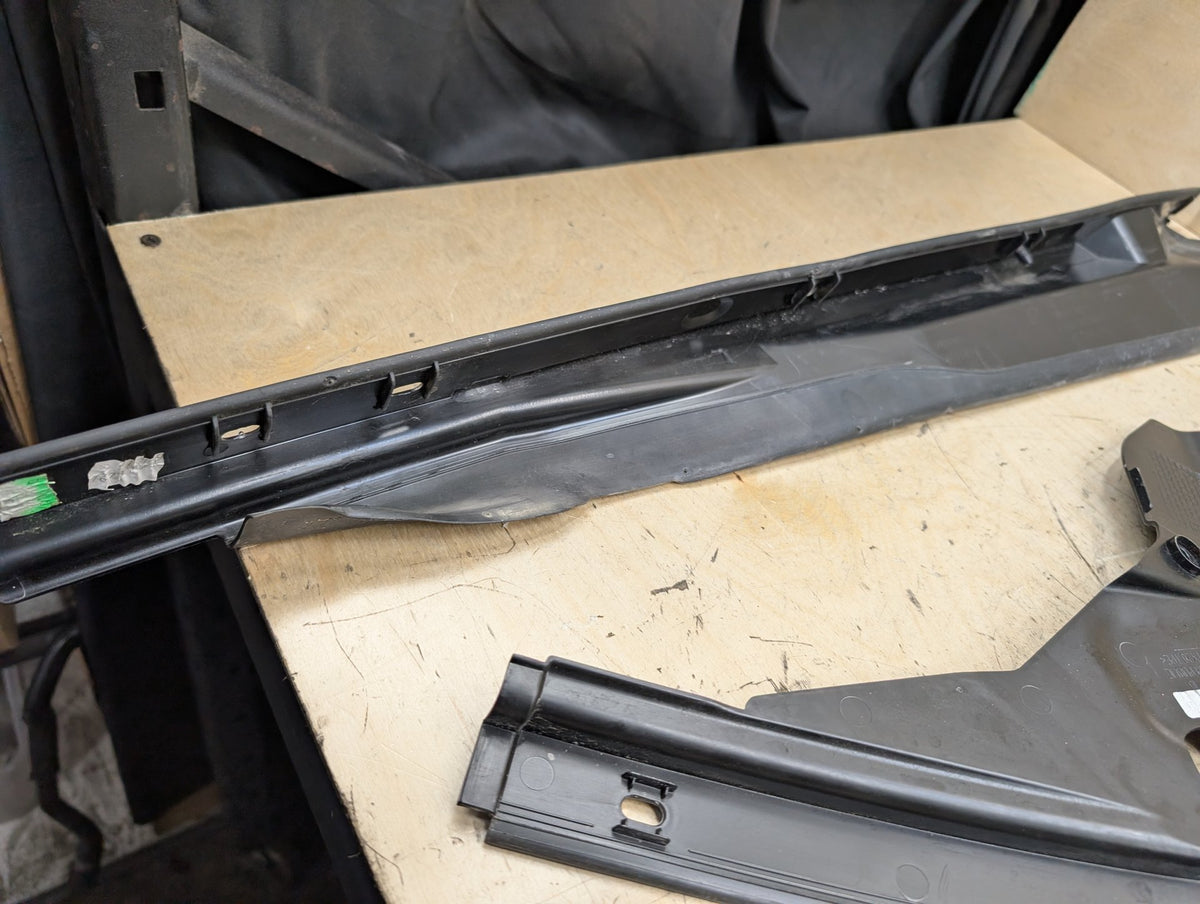 2019-2026 BMW 330i G20 Left Driver Engine Bay Cover Panel Seal Trim SET 7419385