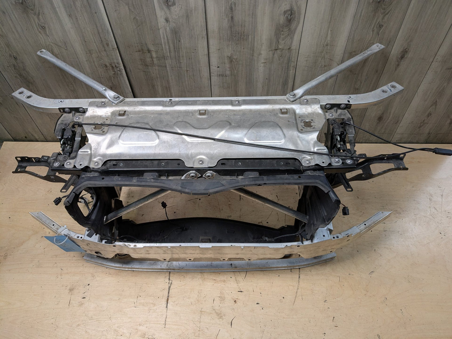 18-24 OEM BMW G01 G02 X3 X4 Front Reinforcement Clip Frame Radiator Support