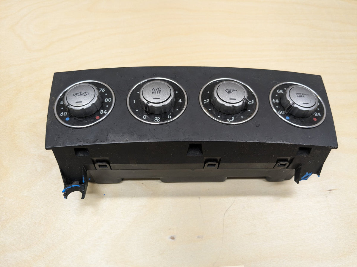 2009-2011 Mercedes-Benz SLK-Class R171 Front AC Heater Climate Control Switch A1718302485 OEM