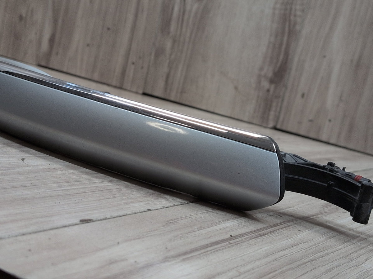 2016-2019 BMW 740Li G12 Right Passenger Door Handle w/ Comfort Access 7411034