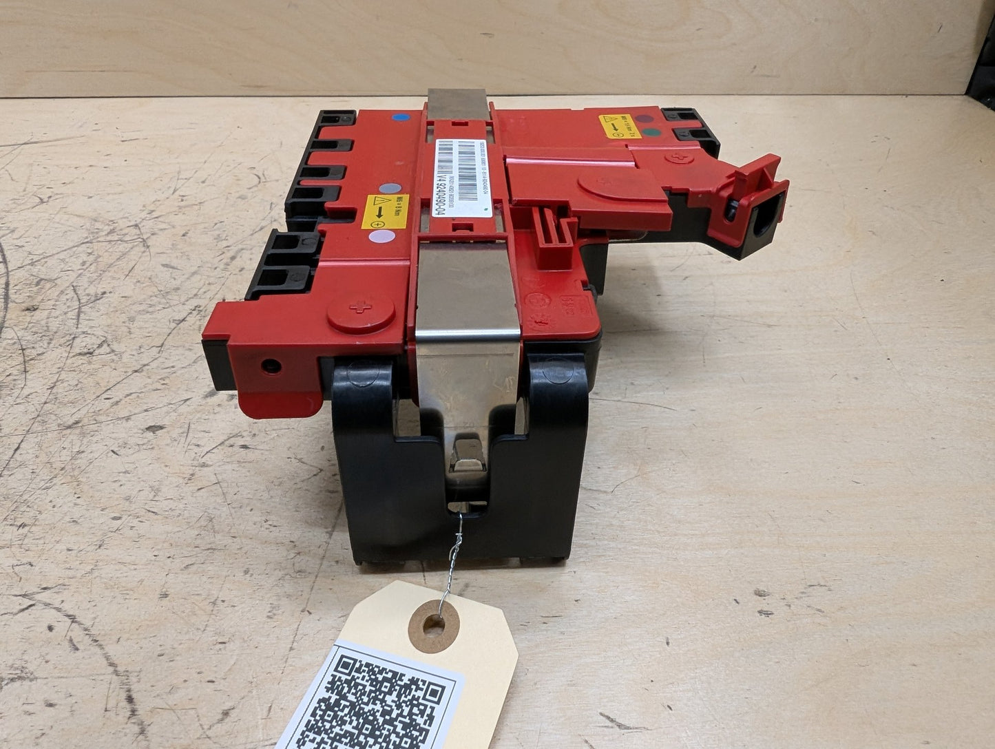 OEM BMW F02 F06 F10 F12 F13 G30 M5 M6 Battery Rear Power Distribution Fuse Box