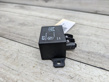 OEM BMW F10 F13 F02 F30 F32 F80 F82 F85 M3 M4 M6 Cooling Fan Relay Control 130A