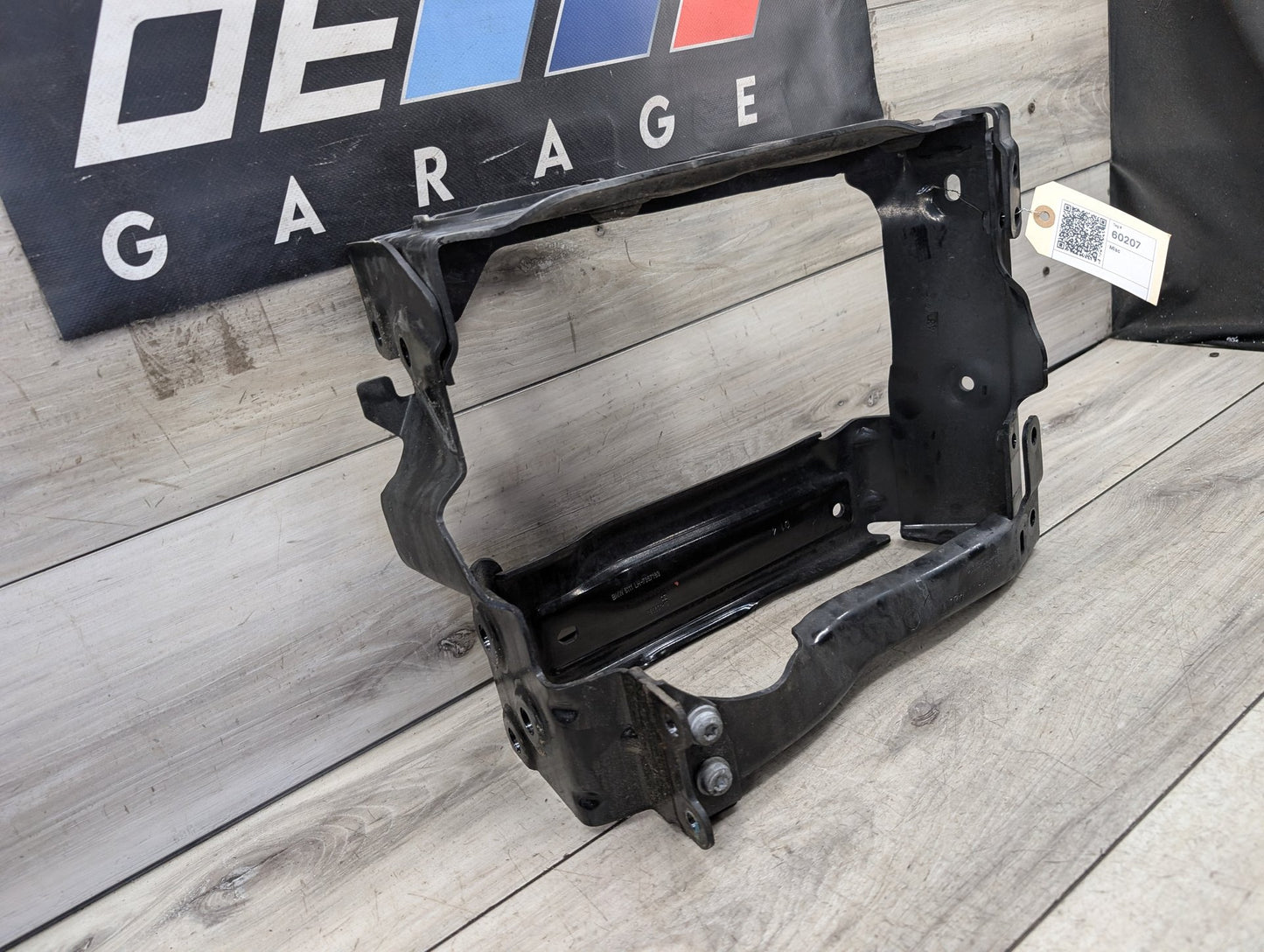 OEM BMW F90 F93 G12 G16 G30 M5 M8 Front Left Driver Radiator Support Bracket