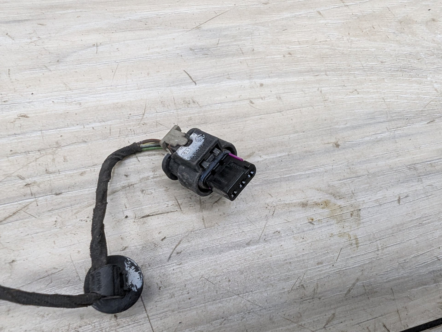 2015 - 2019 BMW X6 F86 Rear Bumper PDC Parking Sensor Wiring Wire Harness 9358061 S63B44T2