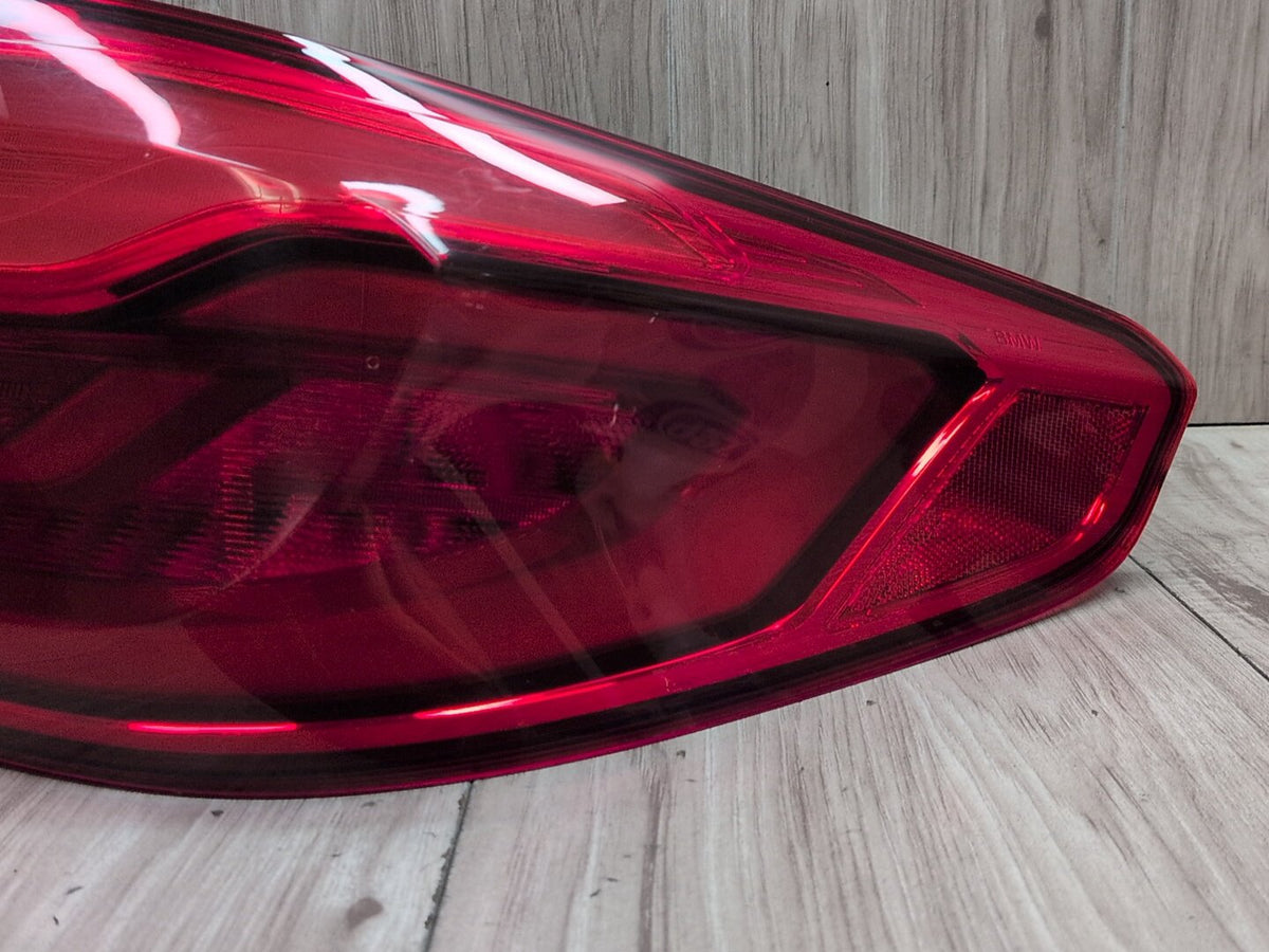 17-20 OEM BMW F90 G30 530 540 M550 M5 Rear Passenger Side Outer Tail Light