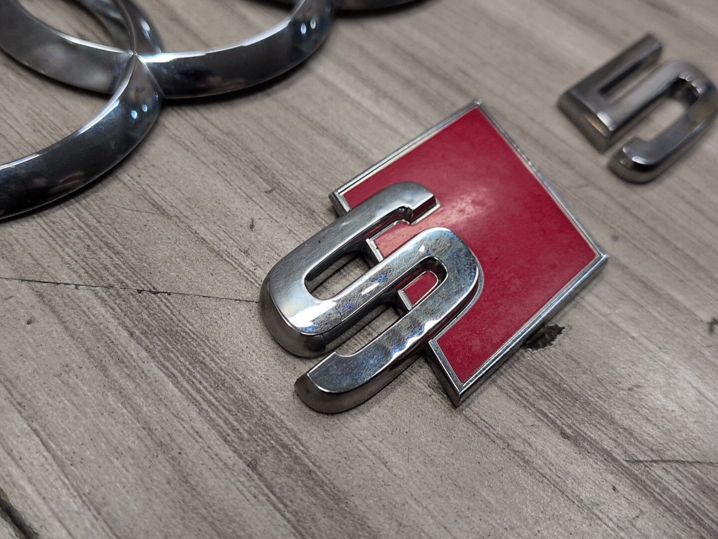 2013 - 2017 Audi S5 8T Emblem Badge Symbol Logo 8T0853742D CTUB